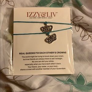 *NWT* Set of 2 Crown Bracelets